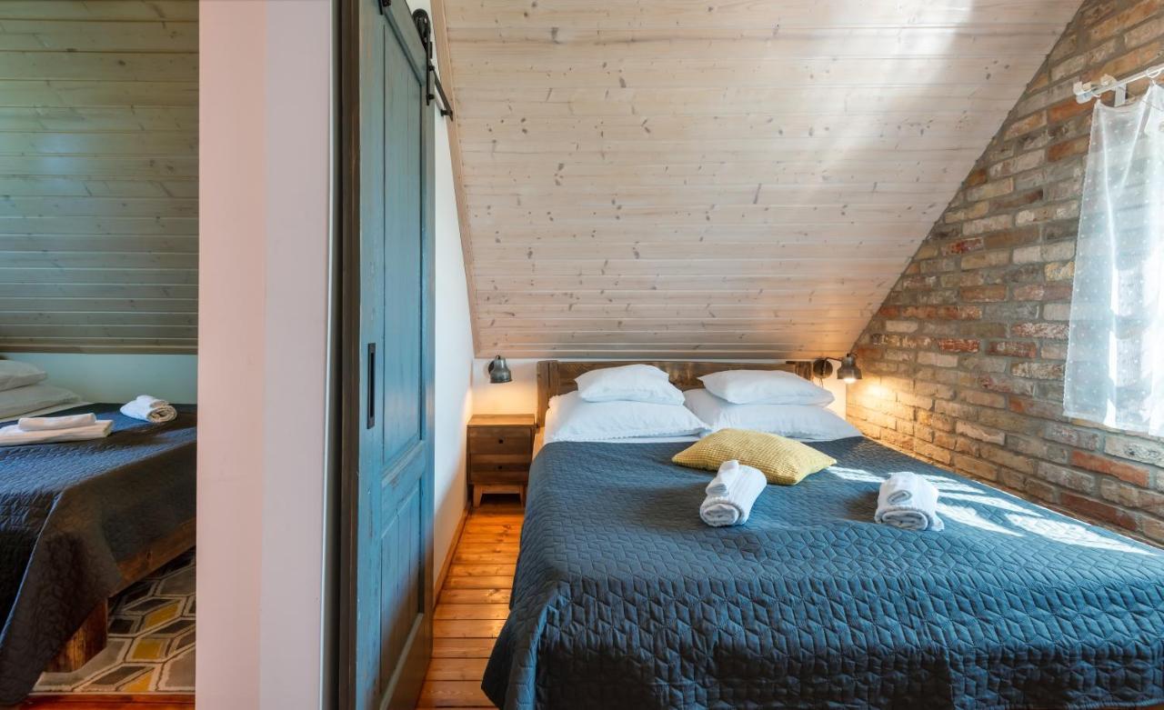 Borarium Vendeghazak - Zenit Haz Hotel Pazmand ภายนอก รูปภาพ